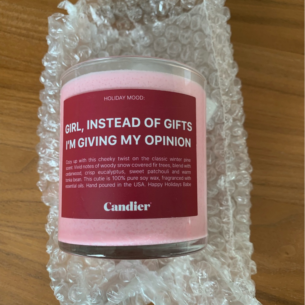 Candier ‘Cheeky Sayings’ Pink Scented Candle.
100% soy wax infused essential oil